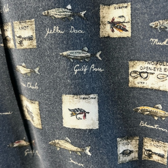 CLEARANCE Men’s Medium Woolrich Fishing Patterned Blue Button Down Shirt - Picture 10 of 10